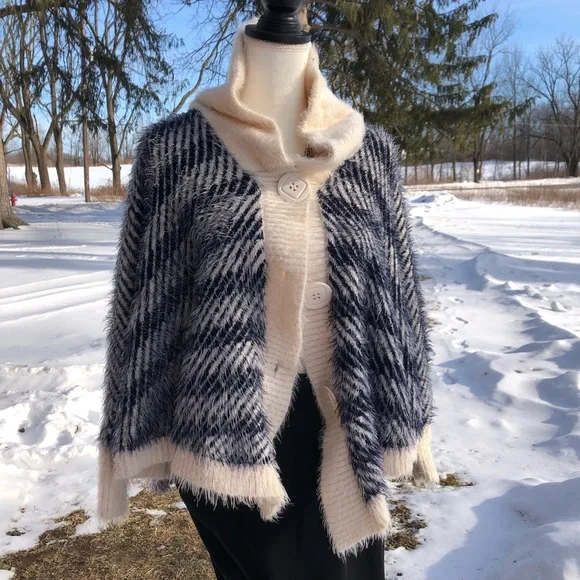 EUC Sweater - Picture 6 of 8